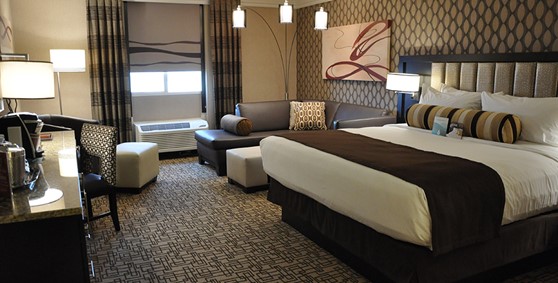 Gold Tower King Room - Golden Nugget Las Vegas
