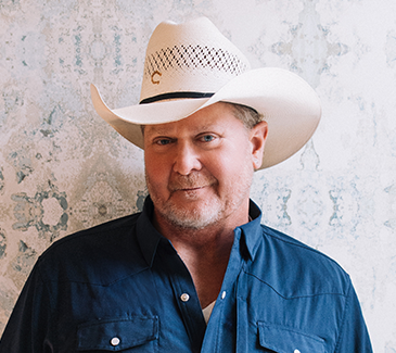 Tracy-Lawrence-2025.png